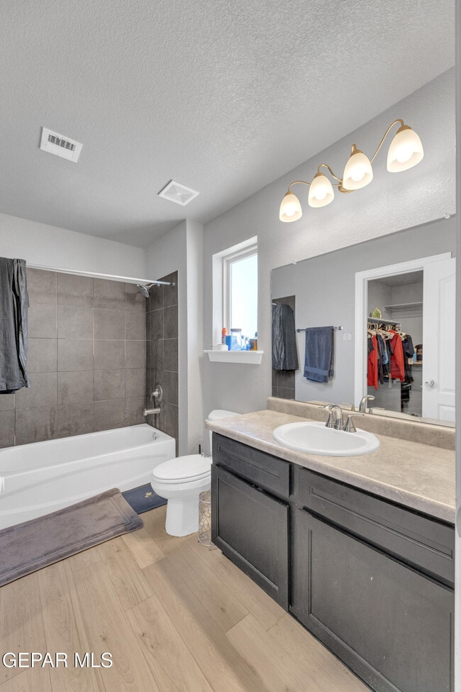 Building Photo - 14557 Desert Poppy Ct