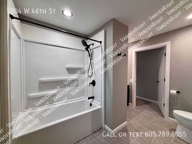 Building Photo - 5304 W 46th St