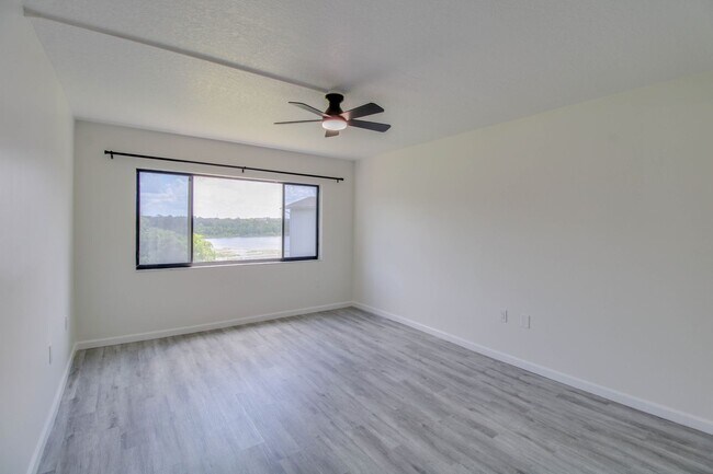 Building Photo - 1064 Lotus Pkwy
