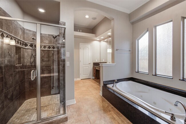 Building Photo - 7803 Courtney Manor Ln