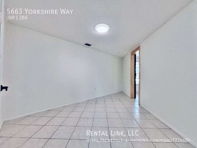 Building Photo - 5663 Yorkshire Way