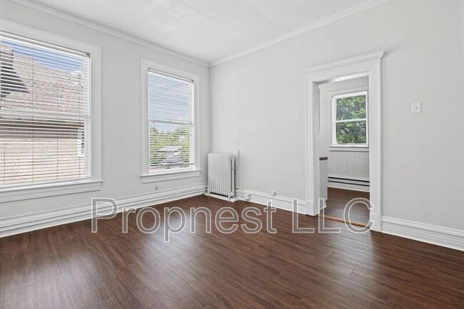 Building Photo - 1306 Carr Ave