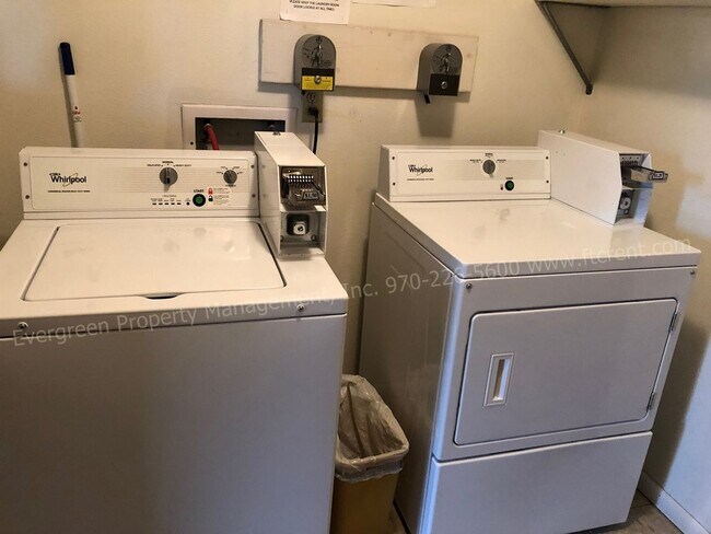 Building Photo - 102 Glenda Dr