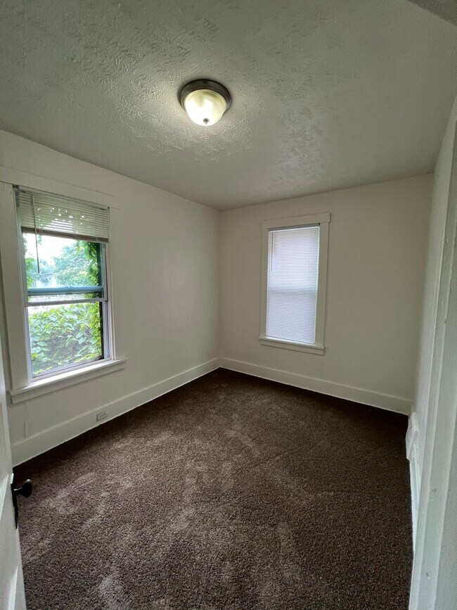 Bedroom 2 - 904 Punta Gorda Ave