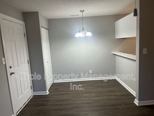 Building Photo - 4111 Hunters Ridge Dr SW