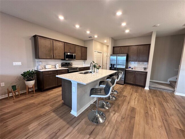 Building Photo - 420 Huckleberry Blossom Dr