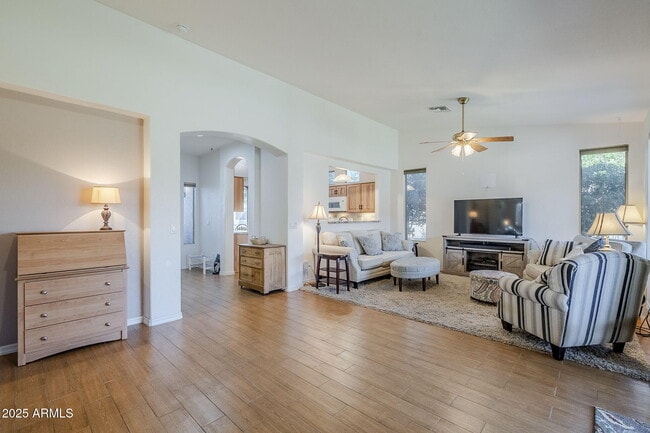 Building Photo - 4269 E Cassia Ln