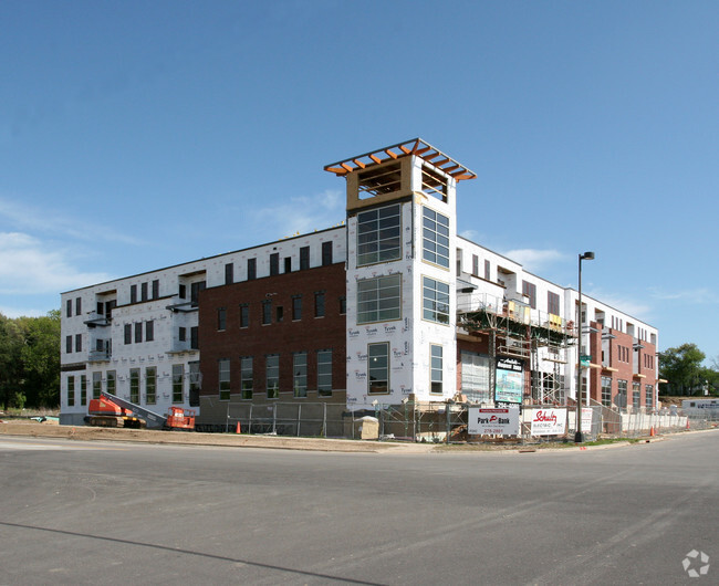 Building Photo - Kinsale Place