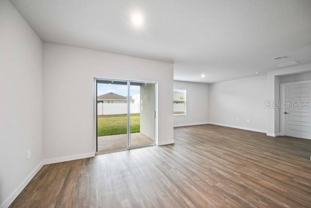 Building Photo - 3703 Hatchery Wy