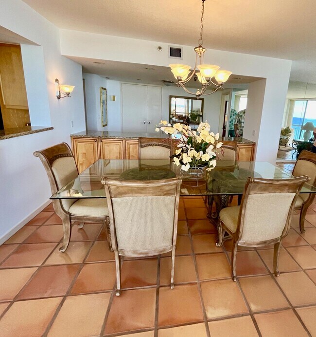 Building Photo - 4000 N Ocean Dr