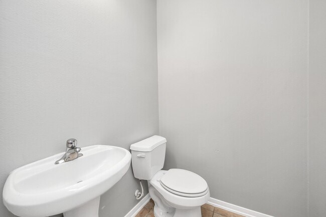 Building Photo - 26706 Bellwood Pines Dr