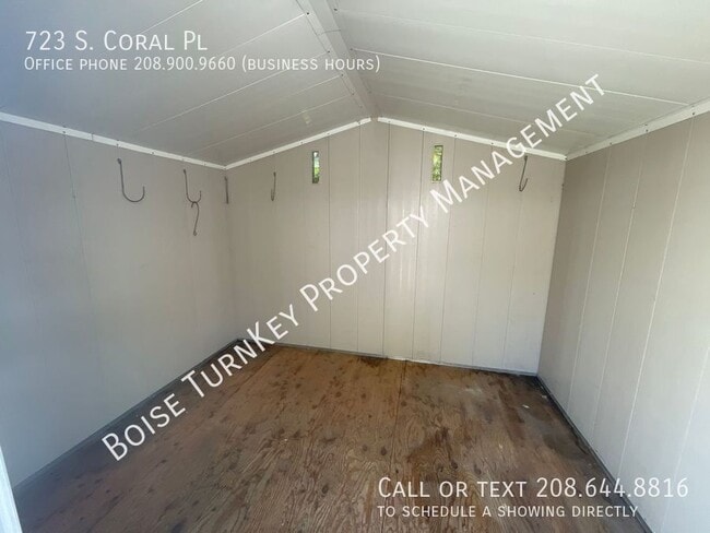 Building Photo - 723 S Coral Pl