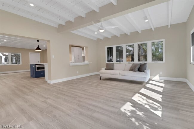 Building Photo - 5150 Sand Dollar Ln