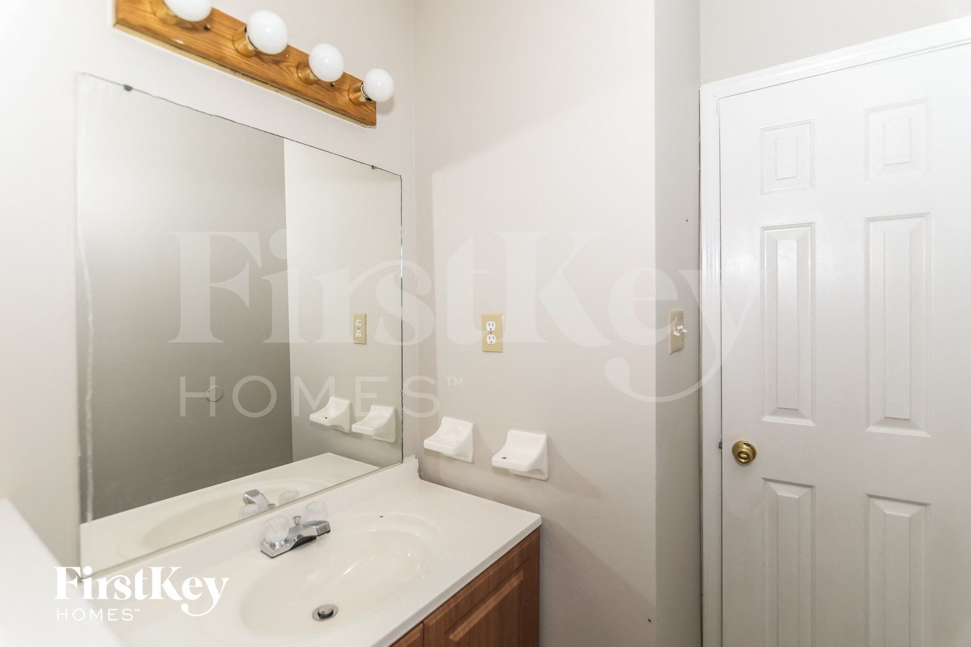 Building Photo - 3083 Dumbeath Rd