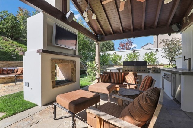 Building Photo - 4119 Prado De La Puma