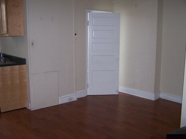 Building Photo - 2802 N Calvert St