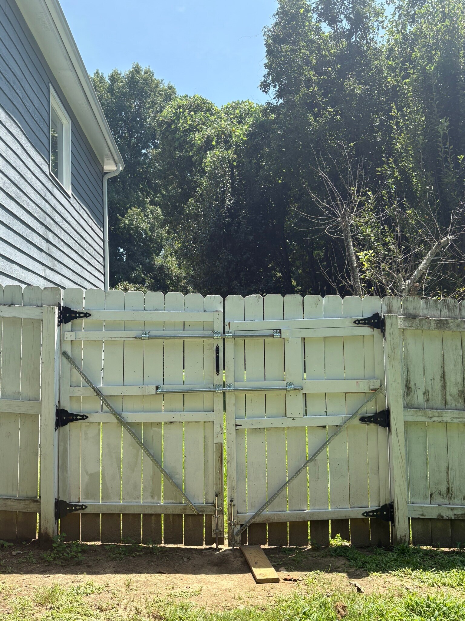 Building Photo - 2700 Fort Daniels Dr