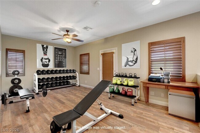 Building Photo - 12125 Vista Linda Ave