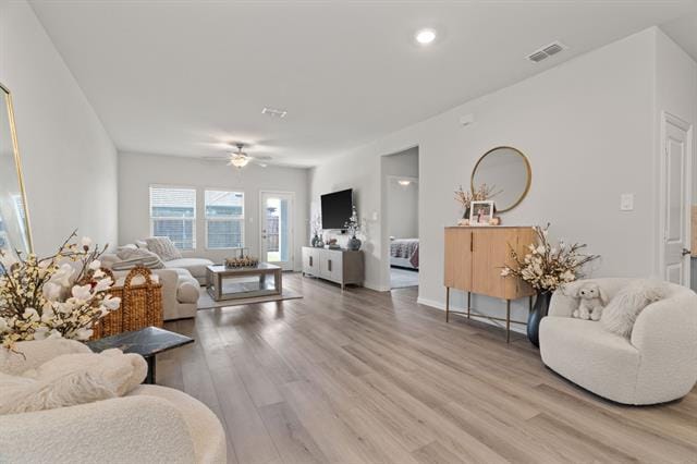 Building Photo - 403 Cottage Wood Dr