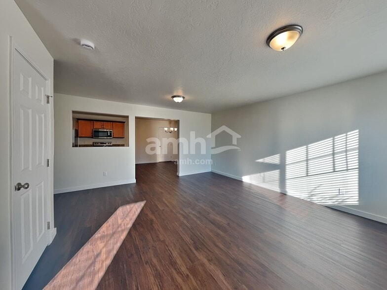 Building Photo - 4977 S Mosser Way