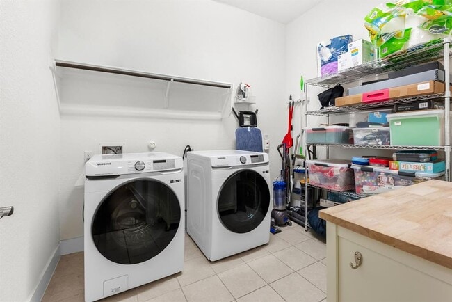 Building Photo - 16705 Horondelle Dr