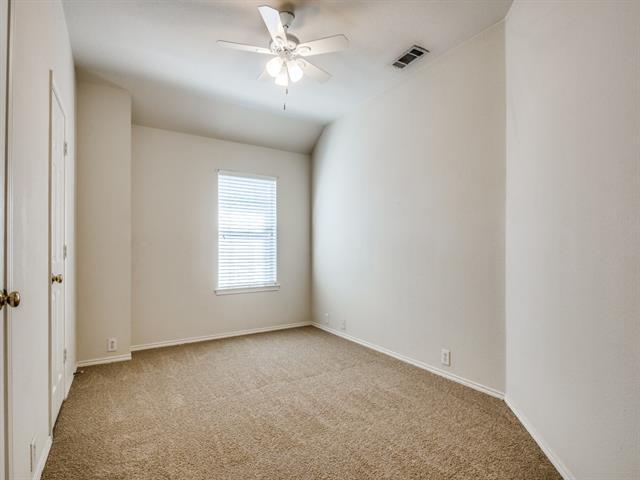 Building Photo - 2337 Ravenhurst Dr