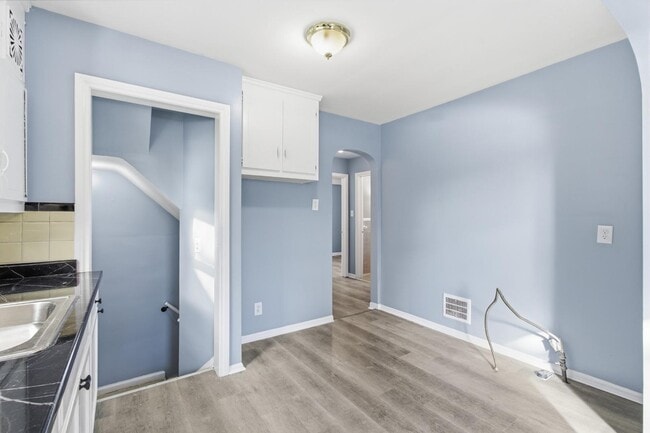 Building Photo - 9233 McKinney St