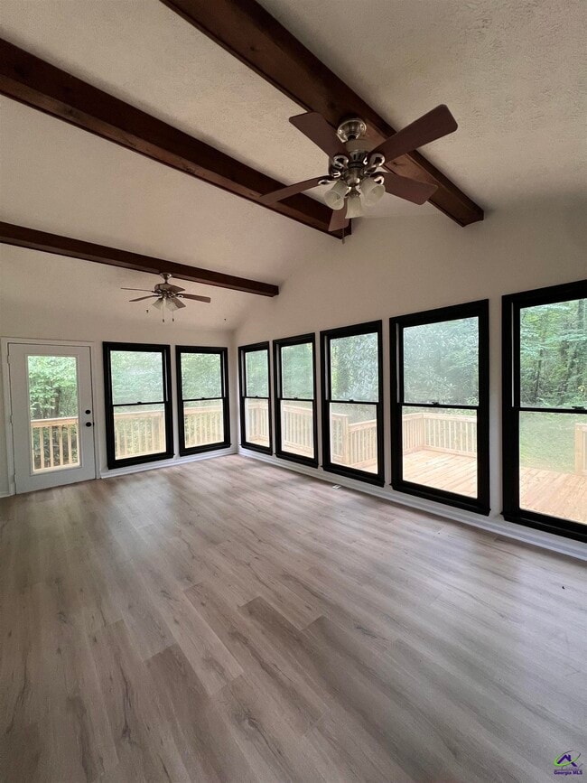 Building Photo - 789 S Forest Lake Dr