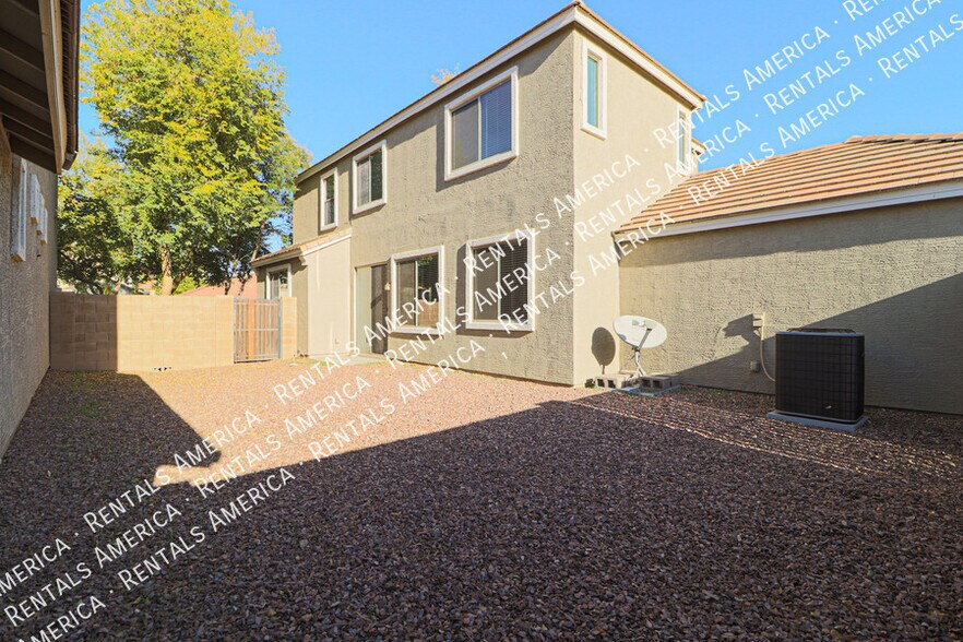 Building Photo - 2715 S Cupertino Dr
