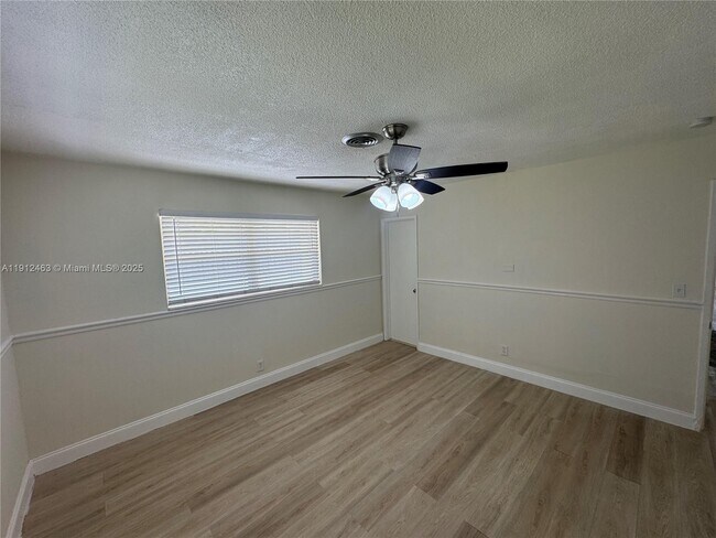 Building Photo - 1830 NW 61st Ave