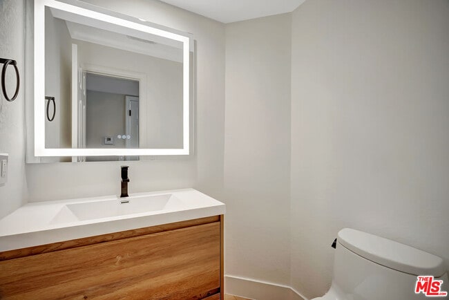 Building Photo - 4016 Cam Plano