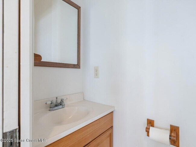 Building Photo - 8820 44th Ave