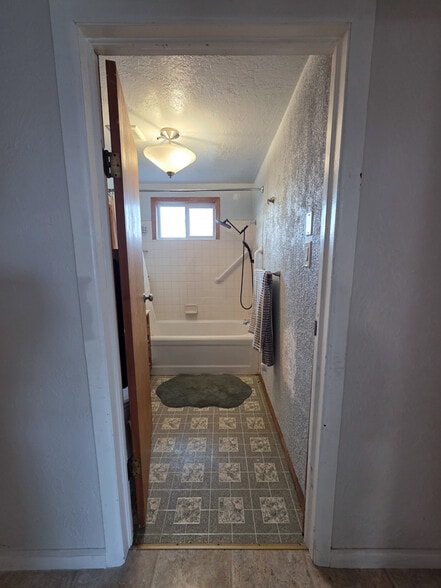 Building Photo - 4467 W 49th S