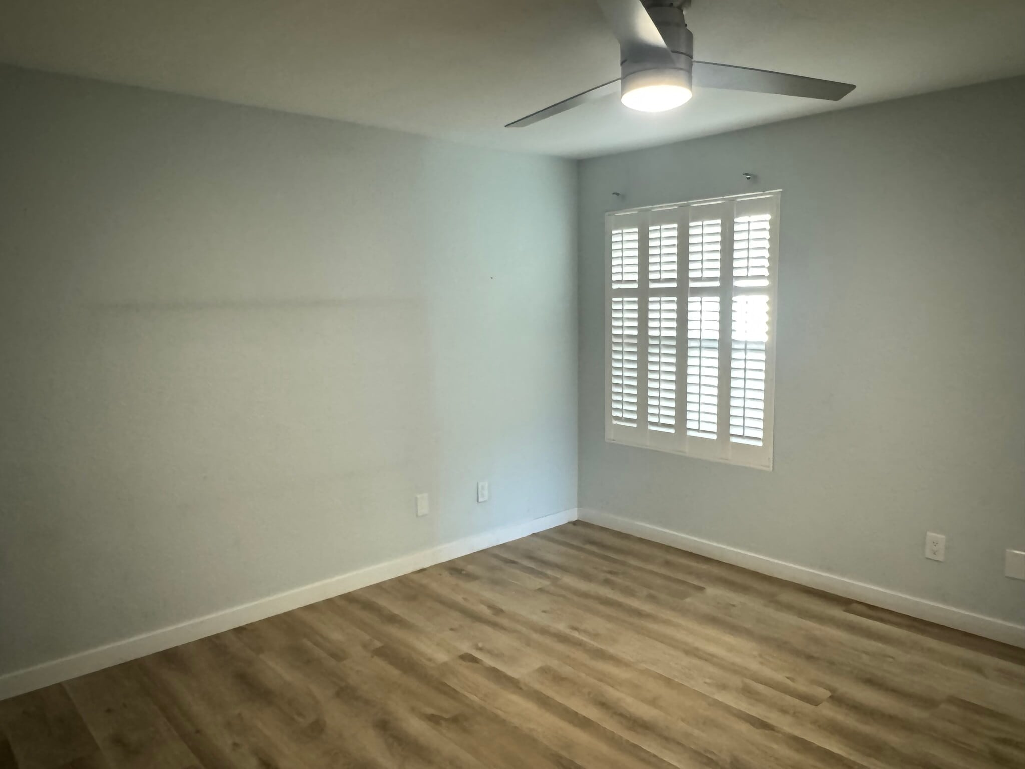 Building Photo - 6250 W Flamingo Rd