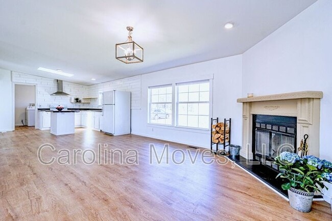 Building Photo - 78 Old McElhaney Rd