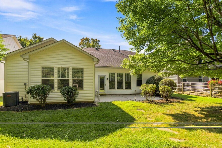 Building Photo - 7819 Chaddsley Dr