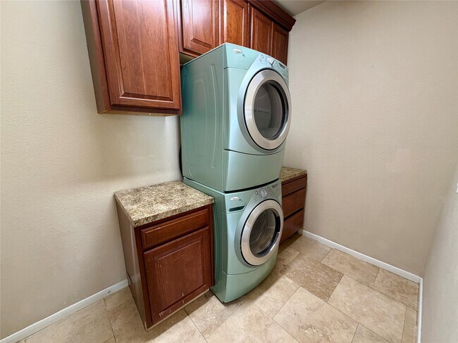 Building Photo - 15 Powers Bend Wy