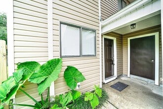 Building Photo - 3108 E Baldwin Rd