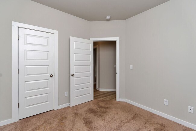 Building Photo - 75 Avalon Wy