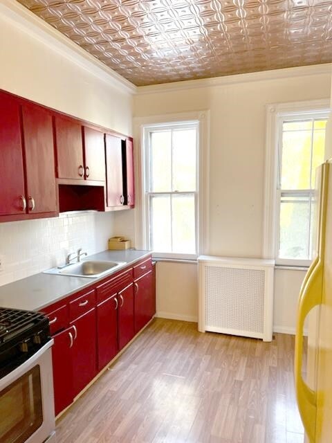 Building Photo - 404 67th St