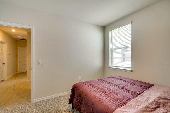 Building Photo - 44488 Diamond Trl