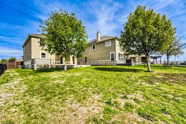 Building Photo - 194 Danish Dr