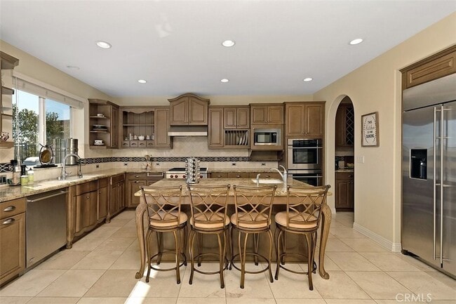 Building Photo - 27683 Manor Hill Rd