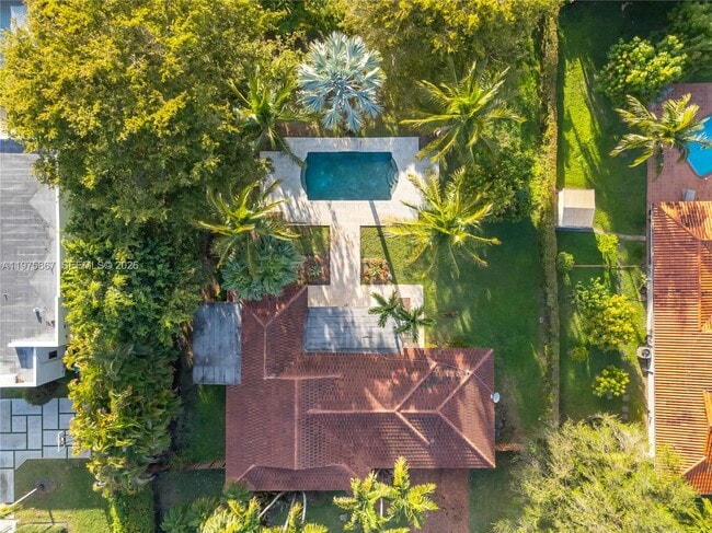 Building Photo - 8700 SW 64th Ave