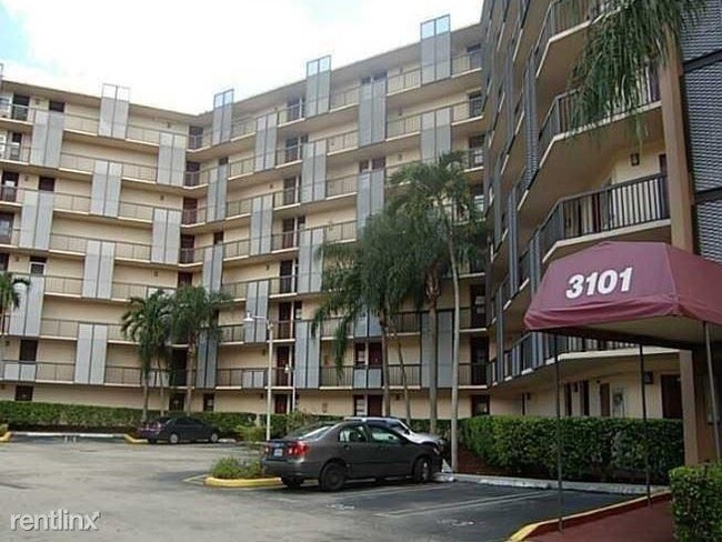 Building Photo - 2 br, 2 bath Condo - Bravura Condo