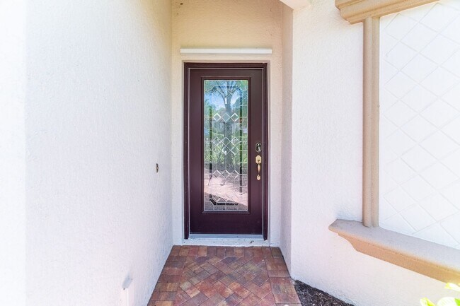 Building Photo - Available Pet Friendly Annual in Artesia!