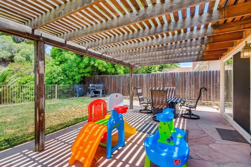 Building Photo - 5664 Campanile Way