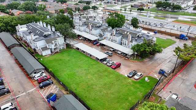 Building Photo - 3420 Country Club Dr W