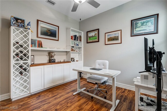 Building Photo - 28564 Longford Ct