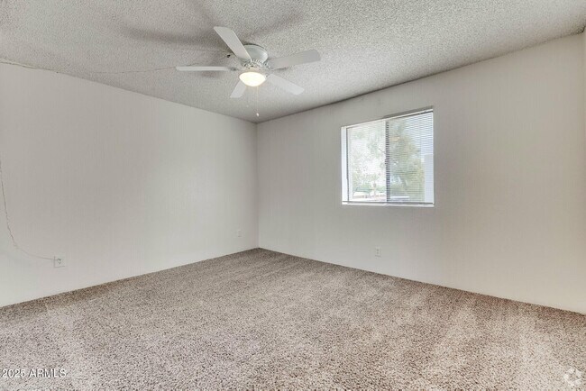 Building Photo - 6505 E Osborn Rd
